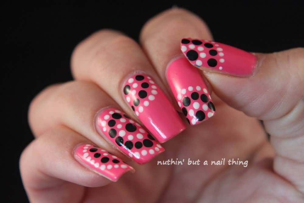 Most Fantastic Black And White Polka Dot Nail Art With Pink Color. 